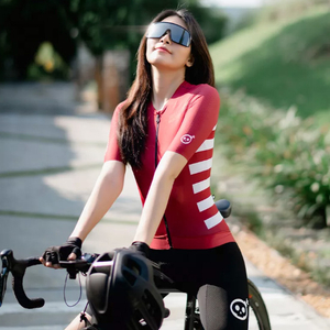 Vêtements de cyclisme pour femmes respectueux de l'environnement 