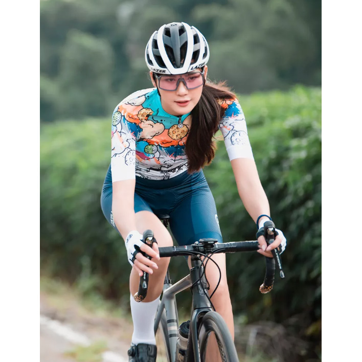 Vêtements de cyclisme colorés pour femmes